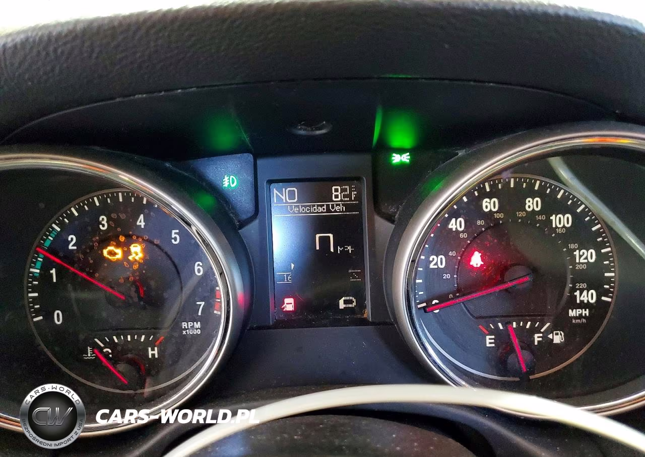 2011 Jeep Grand Cherokee Laredo VIN:1J4RS4GGXBC577867 - 9