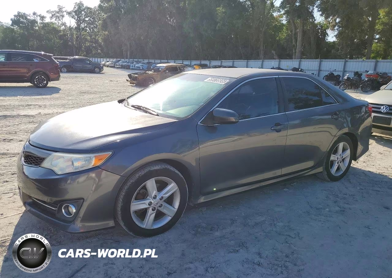 2012 Toyota Camry Se – zdjęcie 1 z 12