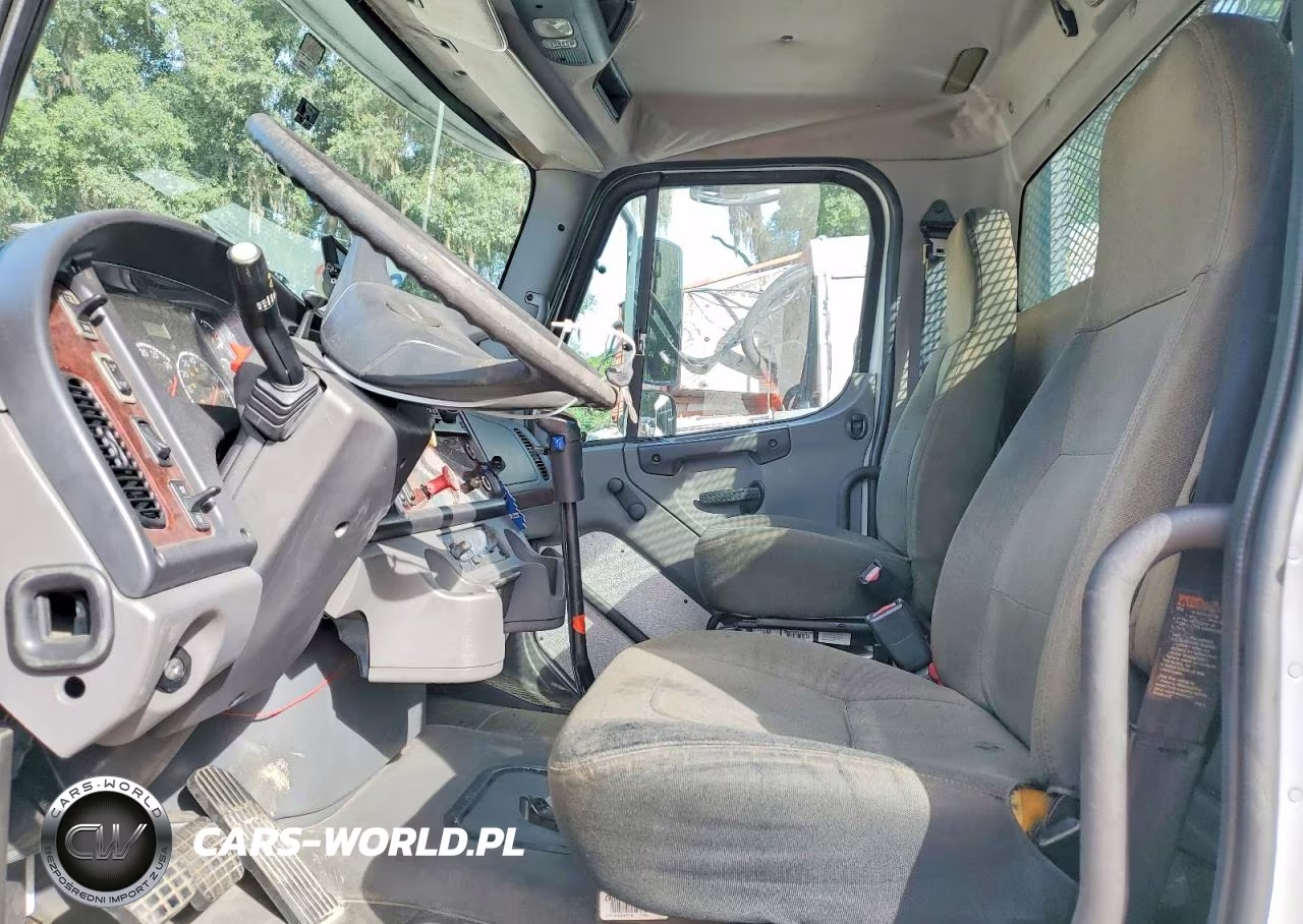 2006 Freightliner M2 106 Medium Duty VIN:1FVHCYDJ76HW51698 - 7