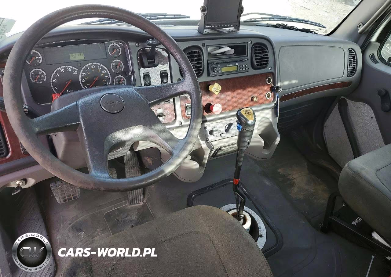 2006 Freightliner M2 106 Medium Duty VIN:1FVHCYDJ76HW51698 - 8