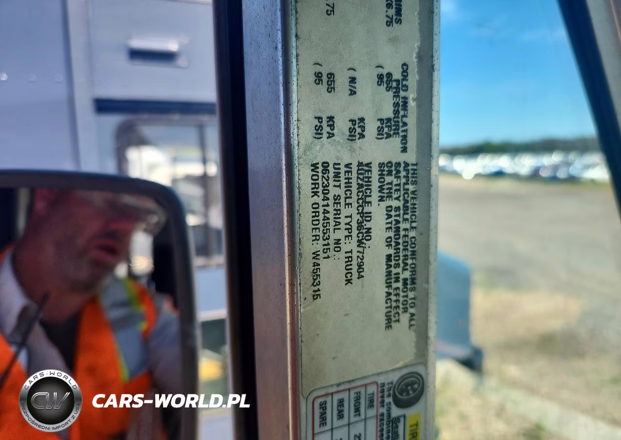 2006 Freightliner Mt45 Chassis Delivery Truck VIN:4UZACCCP36CW72904 - 13