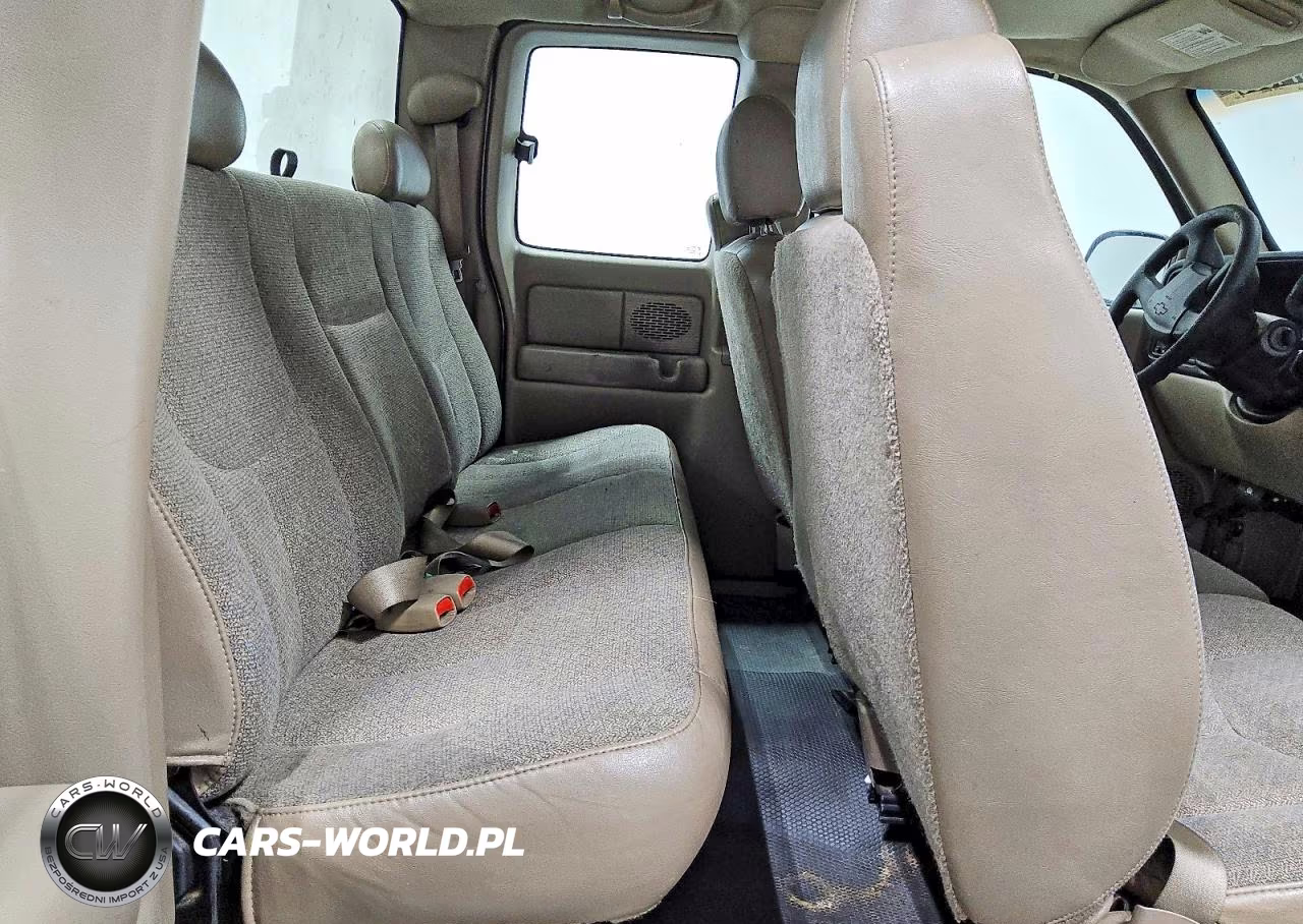 2003 Chevrolet Silverado C1500 VIN:1GCEC19X43Z358575 - 10