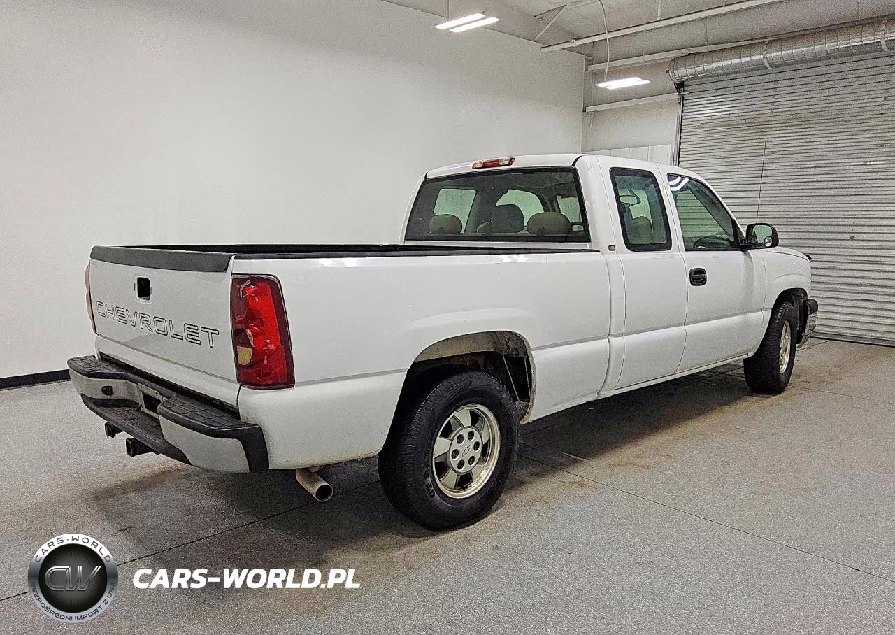 2003 Chevrolet Silverado C1500 VIN:1GCEC19X43Z358575 - 3