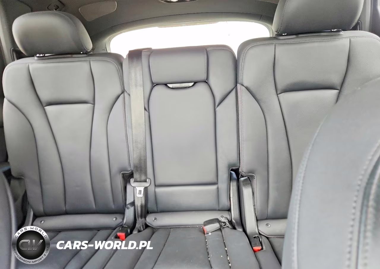 2021 Audi Q7 Premium Plus VIN:WA1LXAF76MD030826 - 10