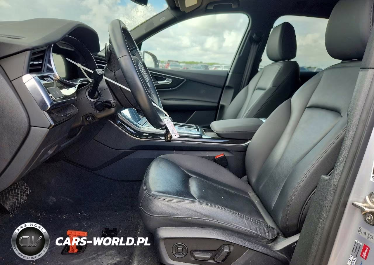 2021 Audi Q7 Premium Plus VIN:WA1LXAF76MD030826 - 7