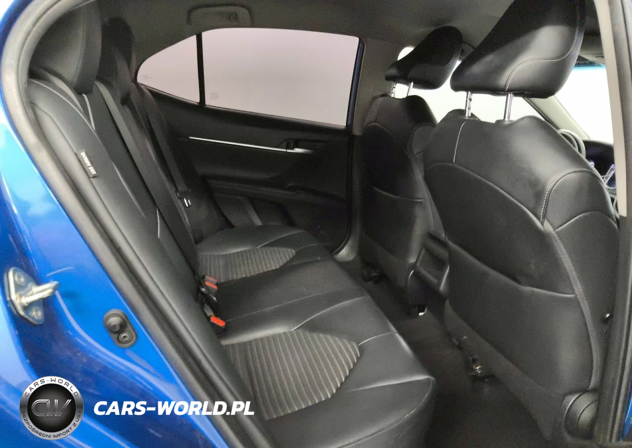 2020 Toyota Camry Se VIN:4T1G11AK2LU309477 - 10