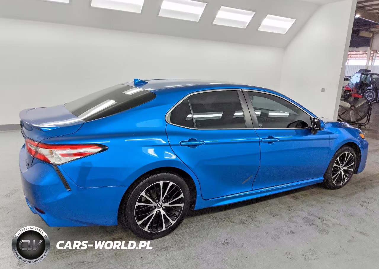 2020 Toyota Camry Se VIN:4T1G11AK2LU309477 - 3