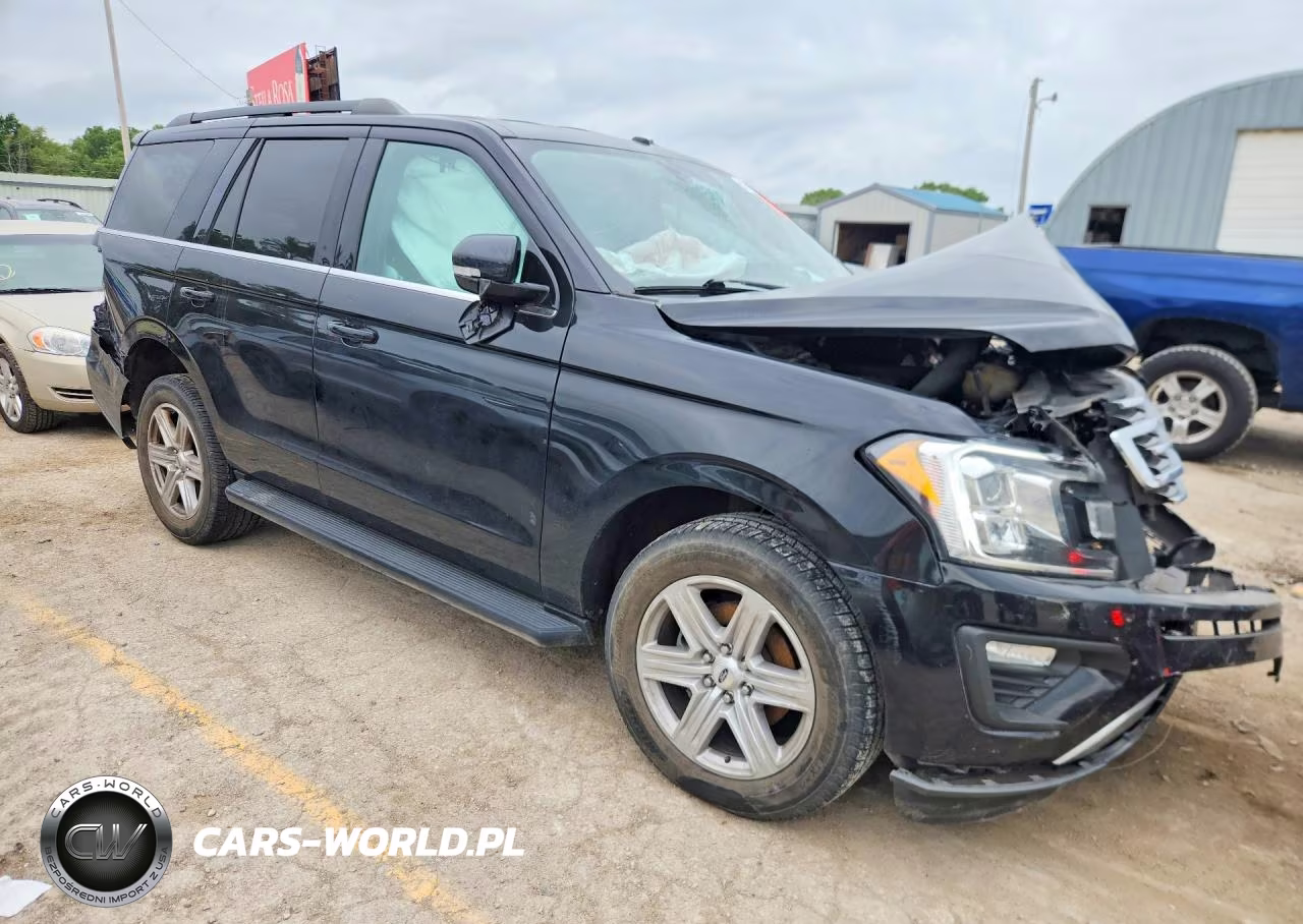 2018 Ford Expedition Xlt VIN:1FMJU1HT9JEA45273 - 4