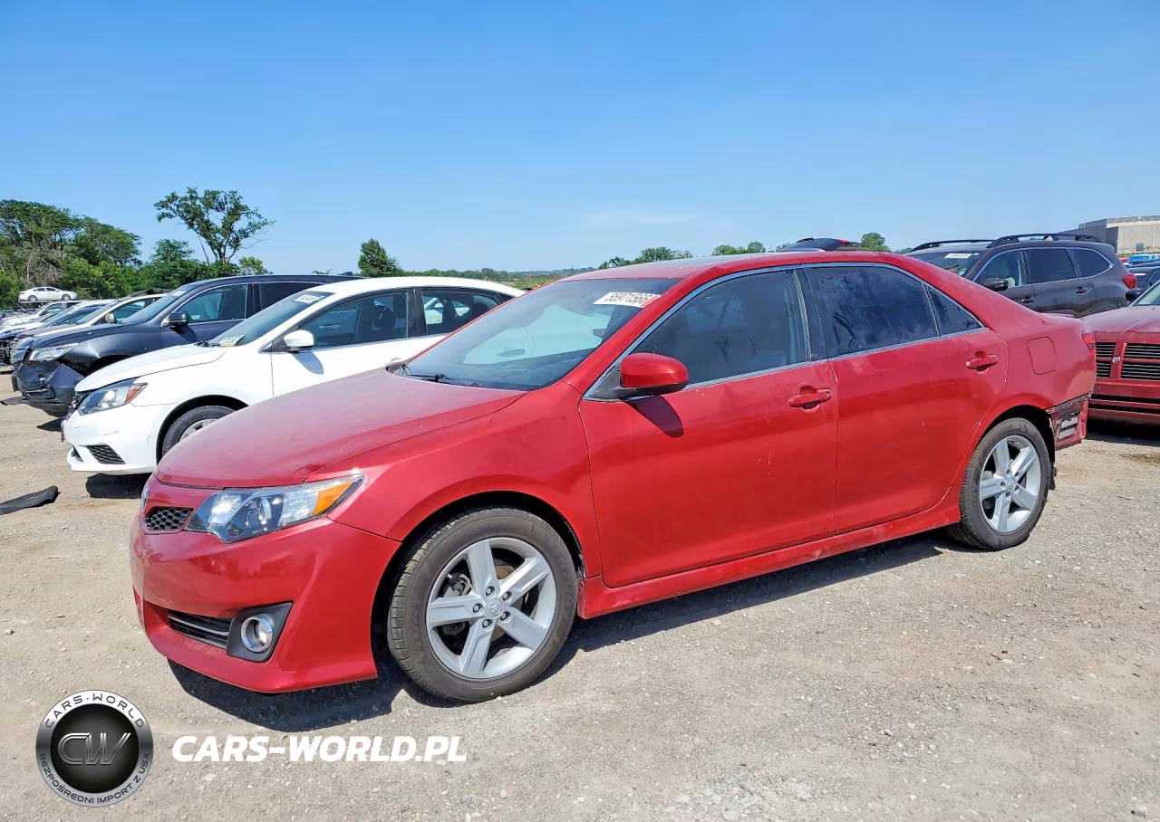 2012 Toyota Camry Se – zdjęcie 1 z 12