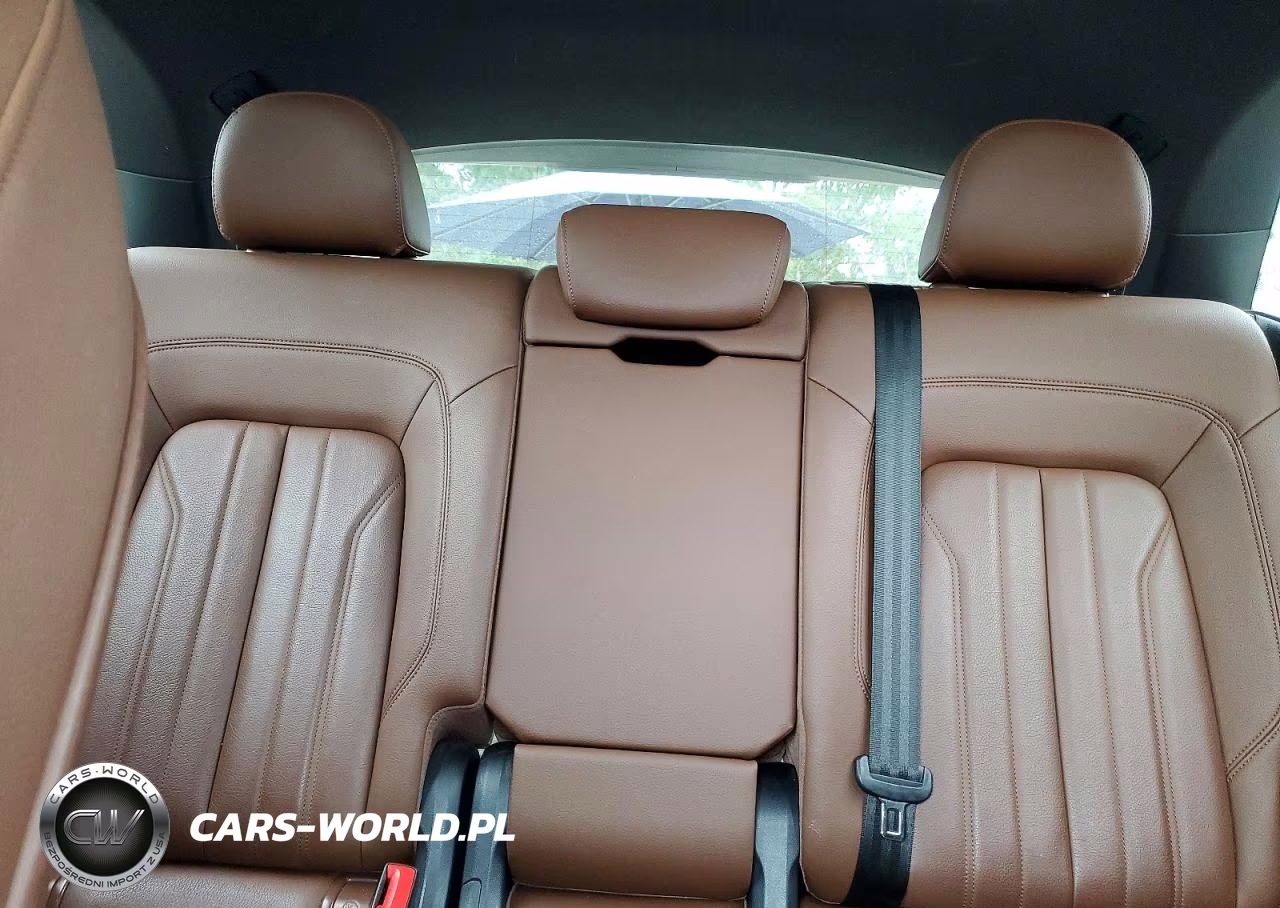 2019 Audi Q5 Premium Plus VIN:WA1BNAFY3K2098472 - 10