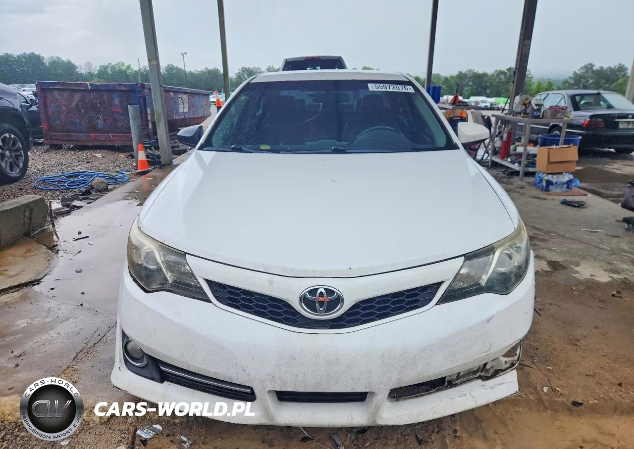 2014 Toyota Camry Se VIN:4T1BF1FK1EU304309 - 5
