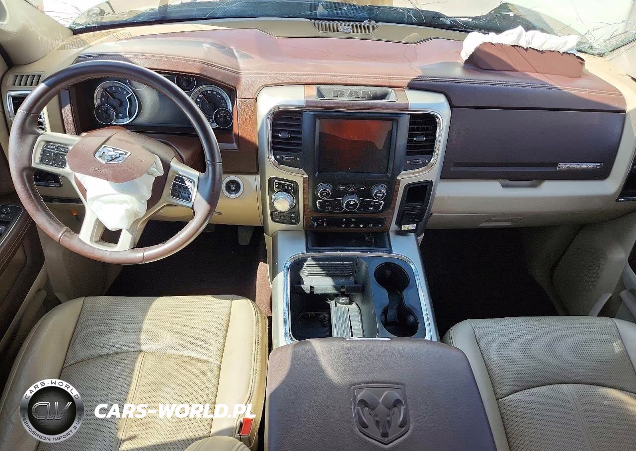 2018 Ram 1500 Laramie VIN:1C6RR7NM7JS255789 - 8