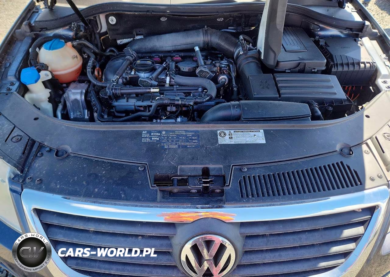 2010 Volkswagen Passat Komfort VIN:WVWXM7AN5AE101402 - 11