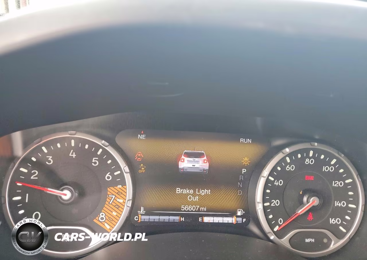 2021 Jeep Renegade Latitude VIN:ZACNJCBB8MPM69515 - 9