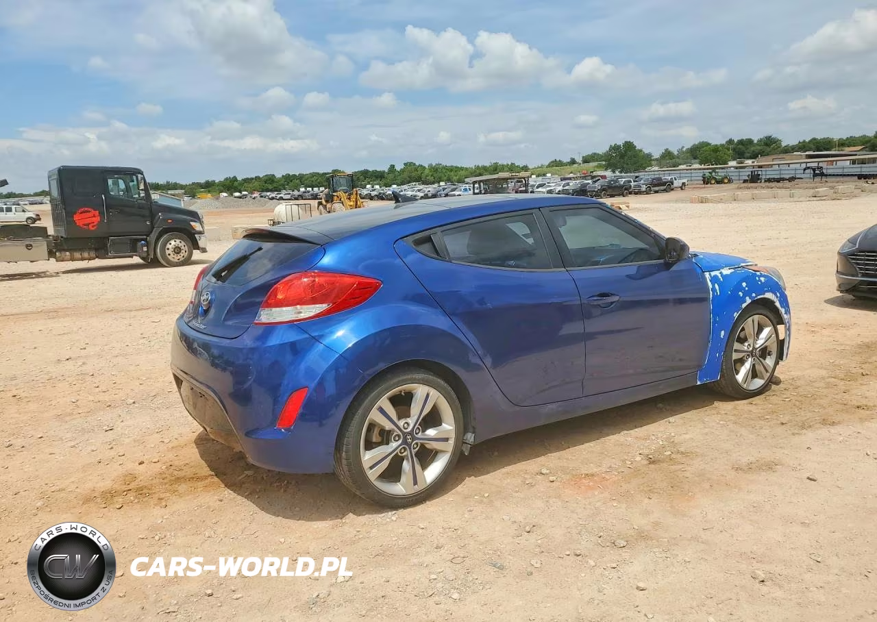 2016 Hyundai Veloster Base VIN:KMHTC6AD5GU248980 - 3