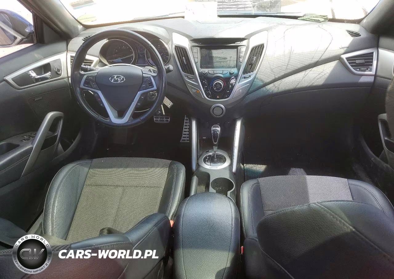 2016 Hyundai Veloster Base VIN:KMHTC6AD5GU248980 - 8