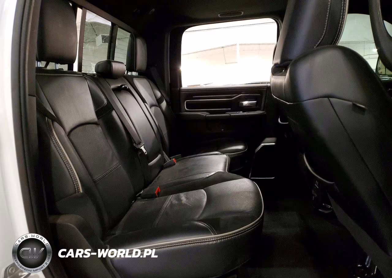 2022 Ram 2500 Laramie VIN:3C6UR5FJ6NG293580 - 10