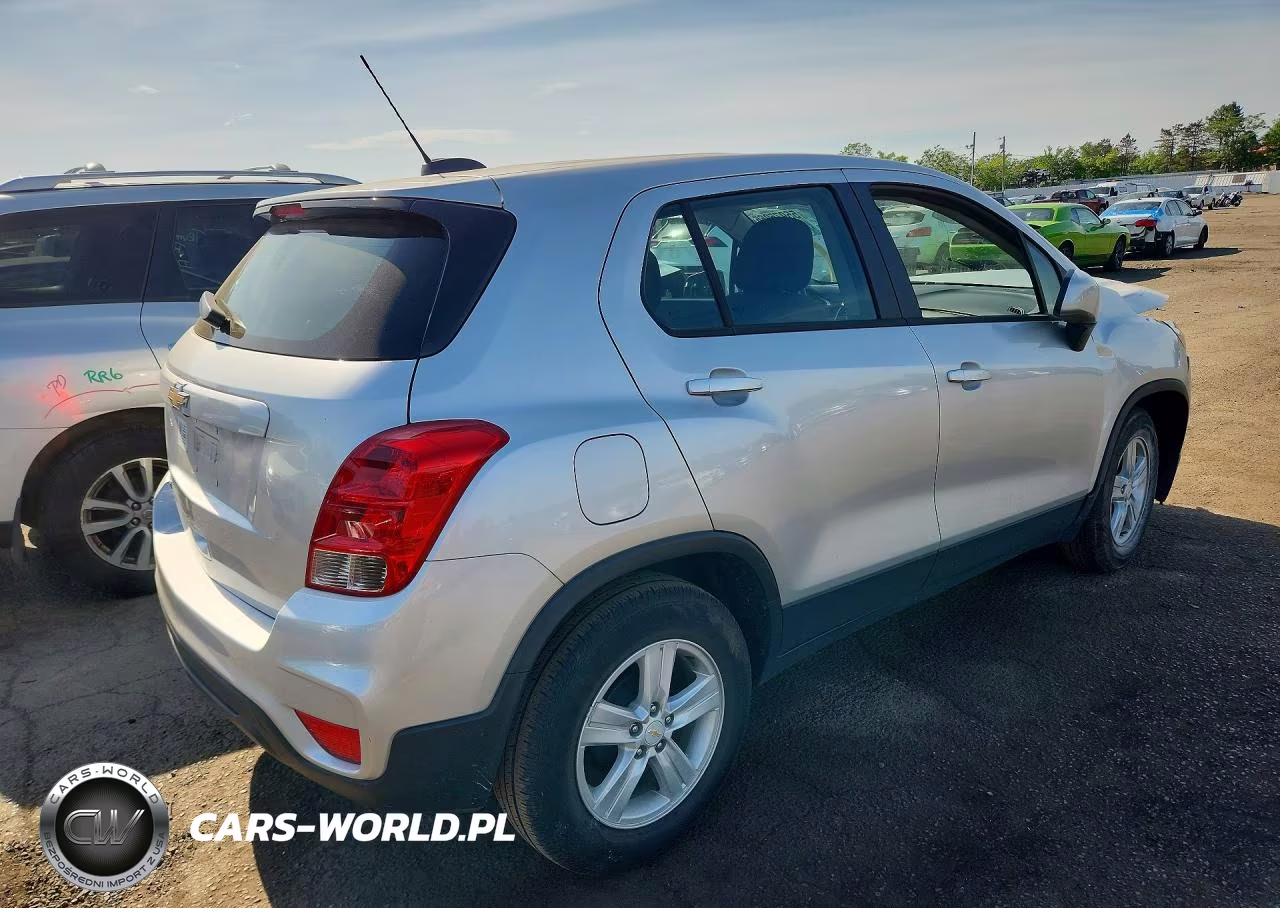 2020 Chevrolet Trax Ls VIN:KL7CJKSB6LB036415 - 3
