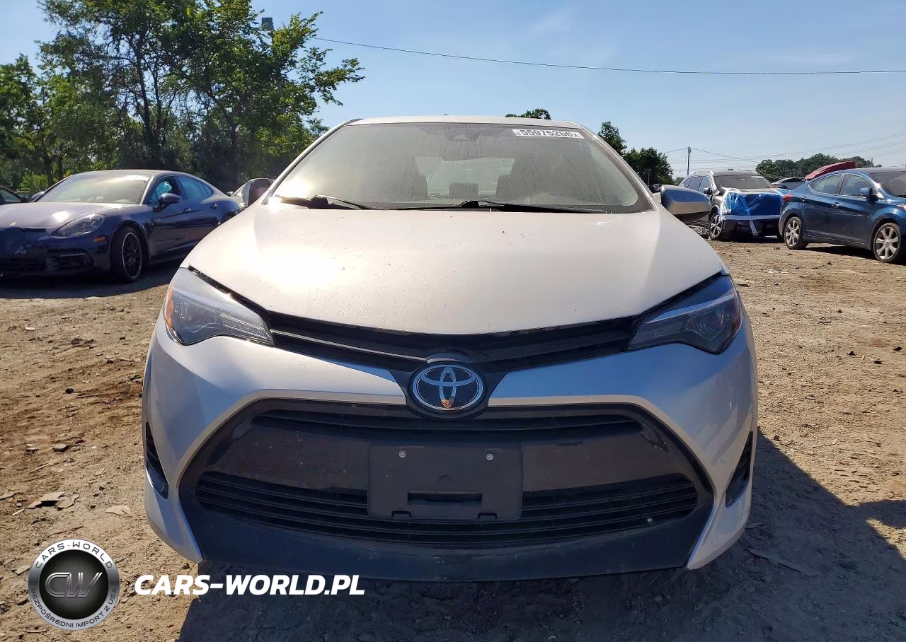 2017 Toyota Corolla Le VIN:2T1BURHE1HC850142 - 5