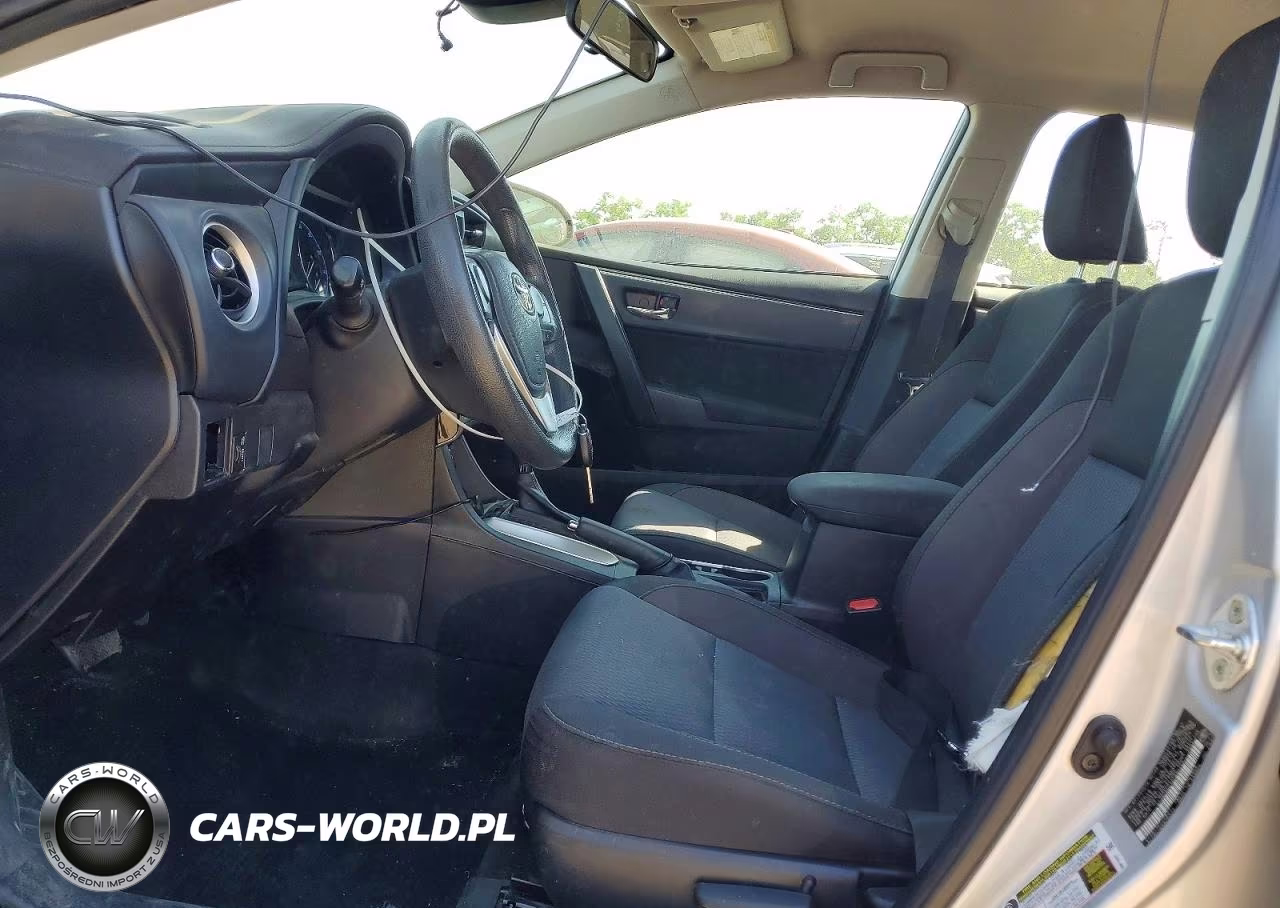 2017 Toyota Corolla Le VIN:2T1BURHE1HC850142 - 7