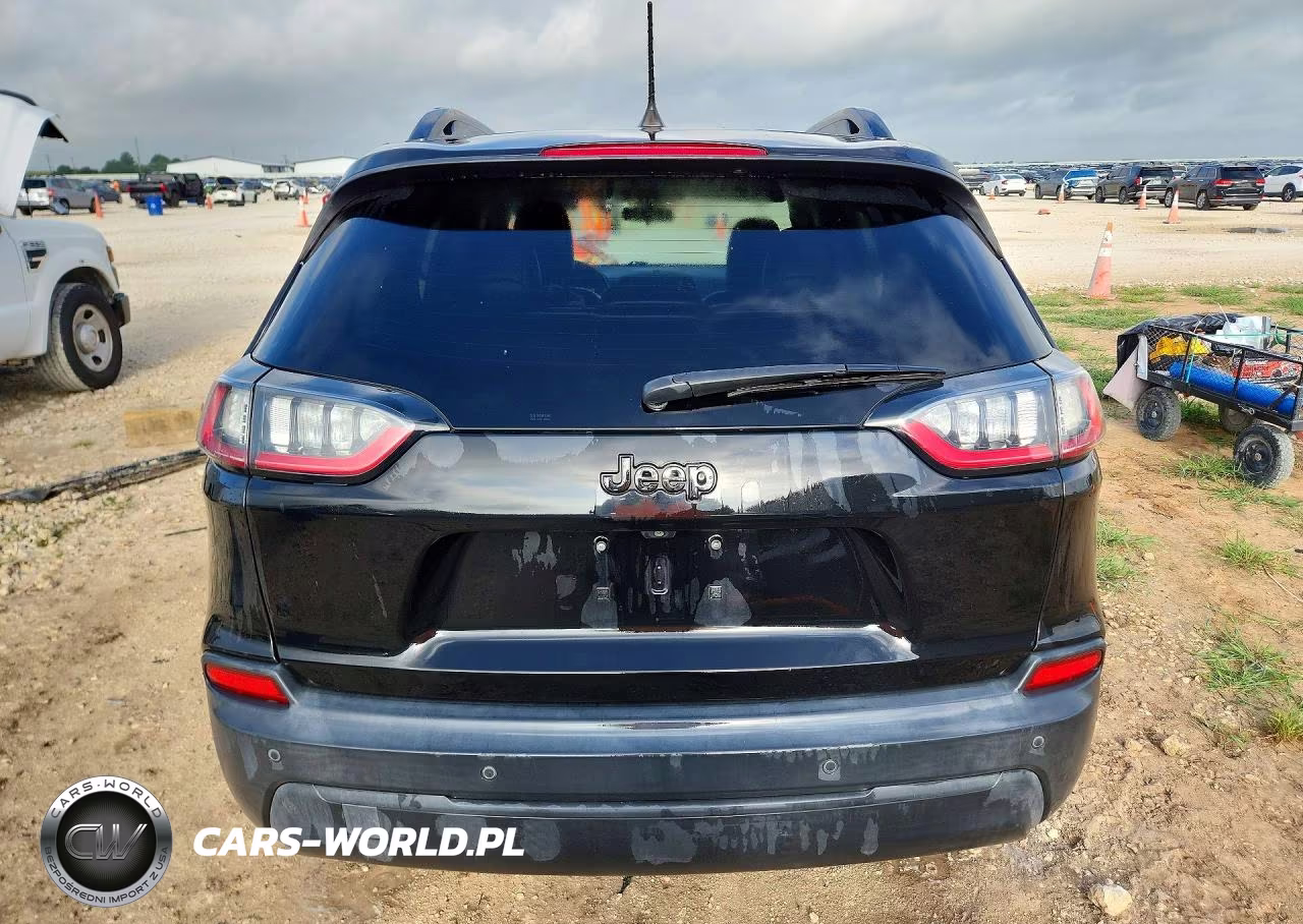 2019 Jeep Cherokee Latitude Plus VIN:1C4PJLLB2KD296239 - 6