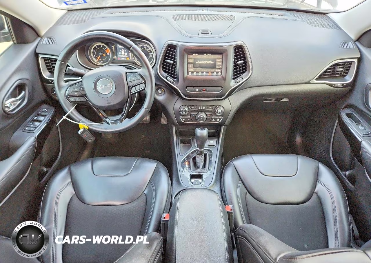 2019 Jeep Cherokee Latitude Plus VIN:1C4PJLLB2KD296239 - 8