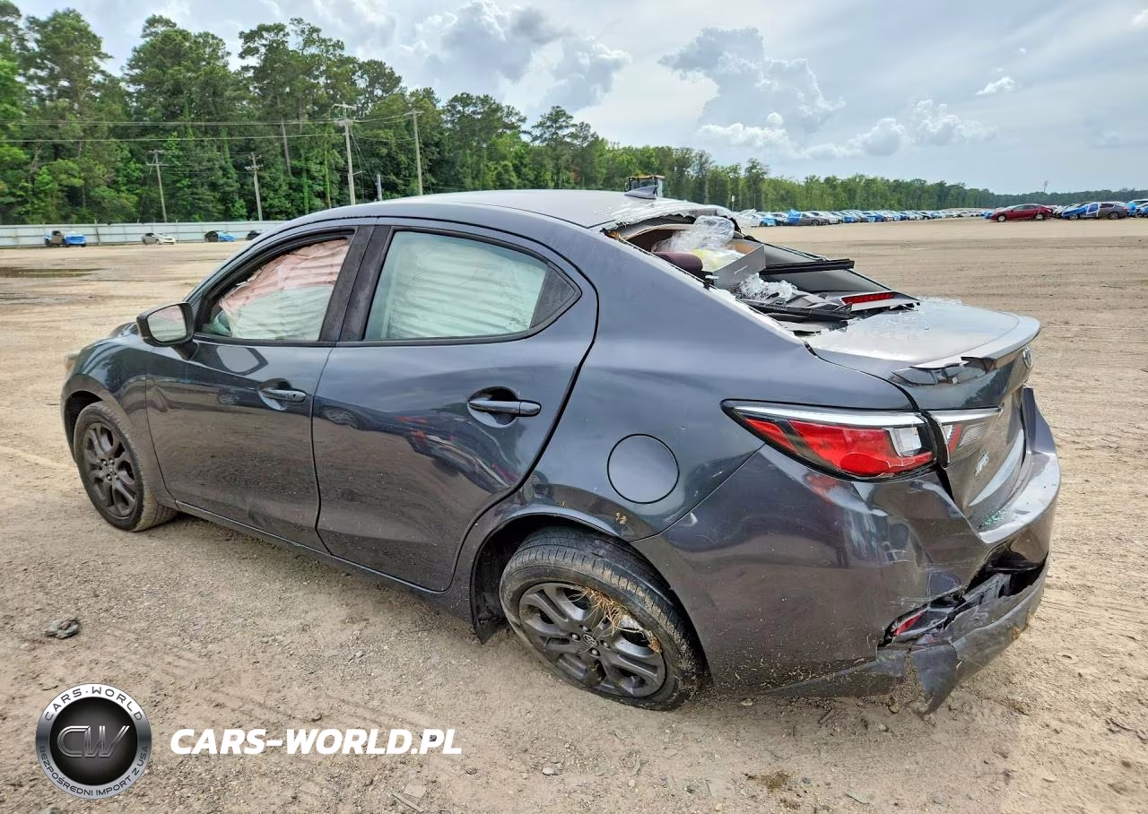 2019 Toyota Yaris Le VIN:3MYDLBYV5KY528261 - 2