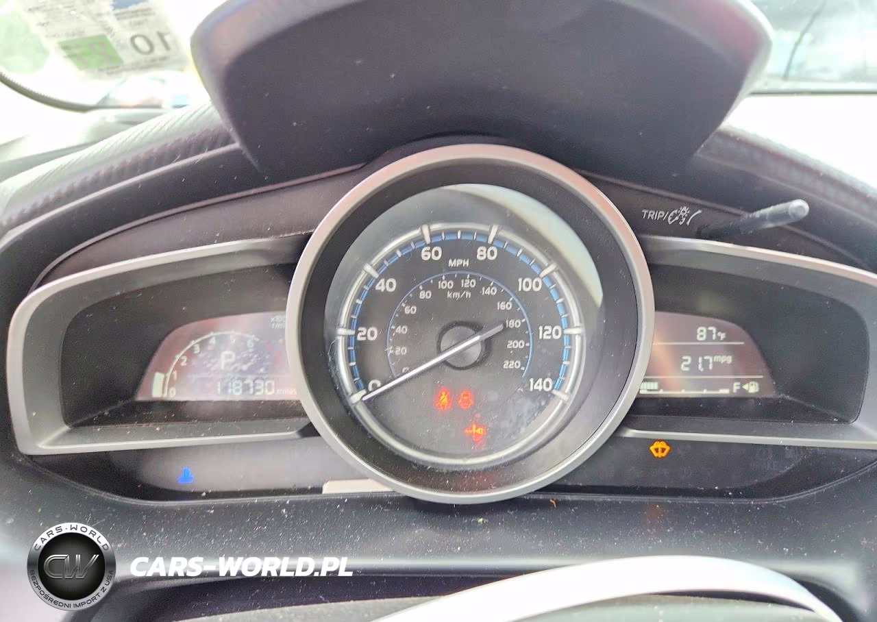 2019 Toyota Yaris Le VIN:3MYDLBYV5KY528261 - 9