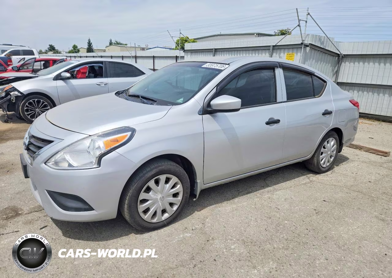 2016 Nissan Versa 1.6 S