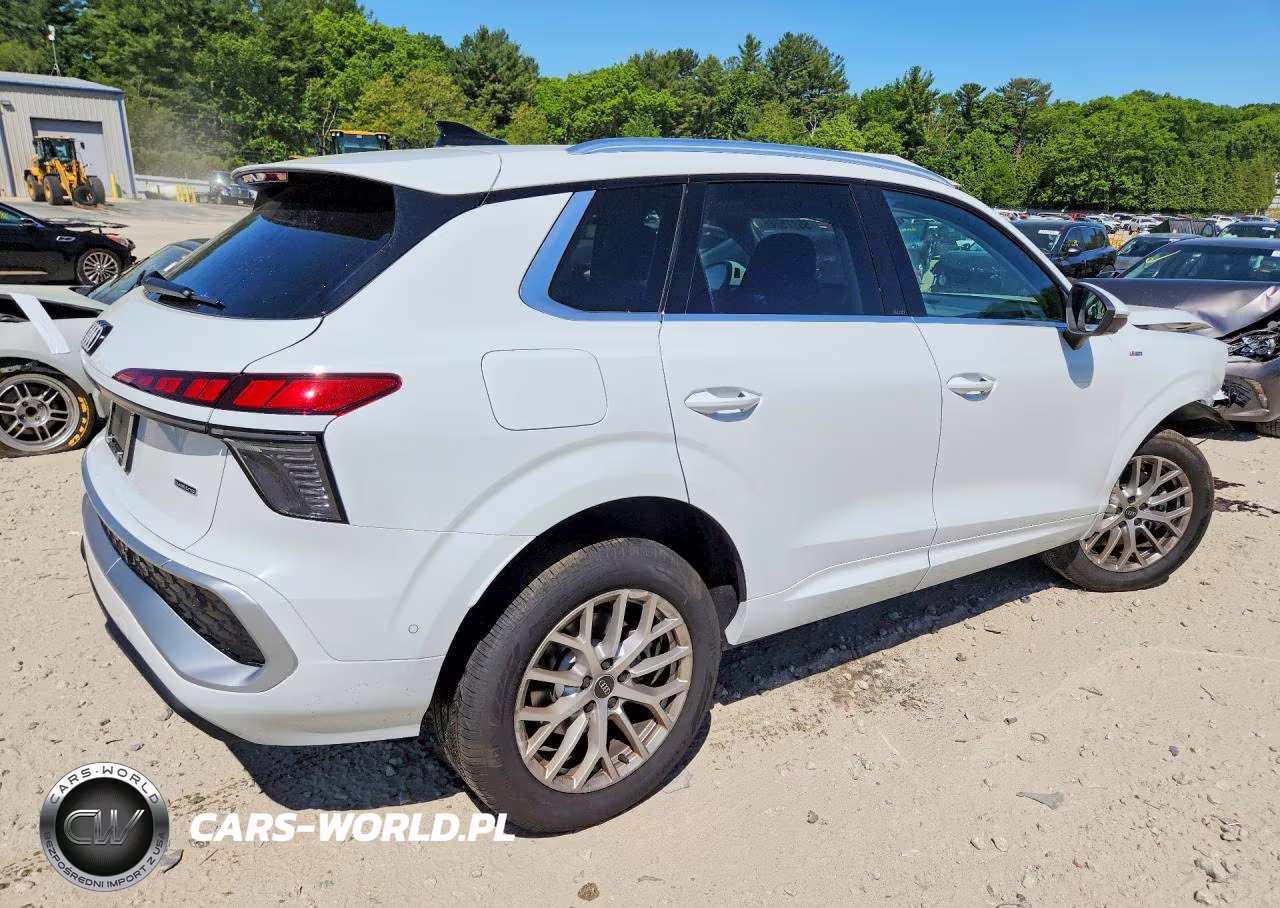 2026 Audi Q3 S-Line VIN:WA1ABCFJ7T1048863 - 3