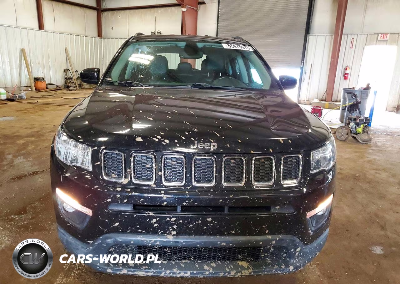 2018 Jeep Compass Latitude VIN:3C4NJDBB9JT457337 - 5