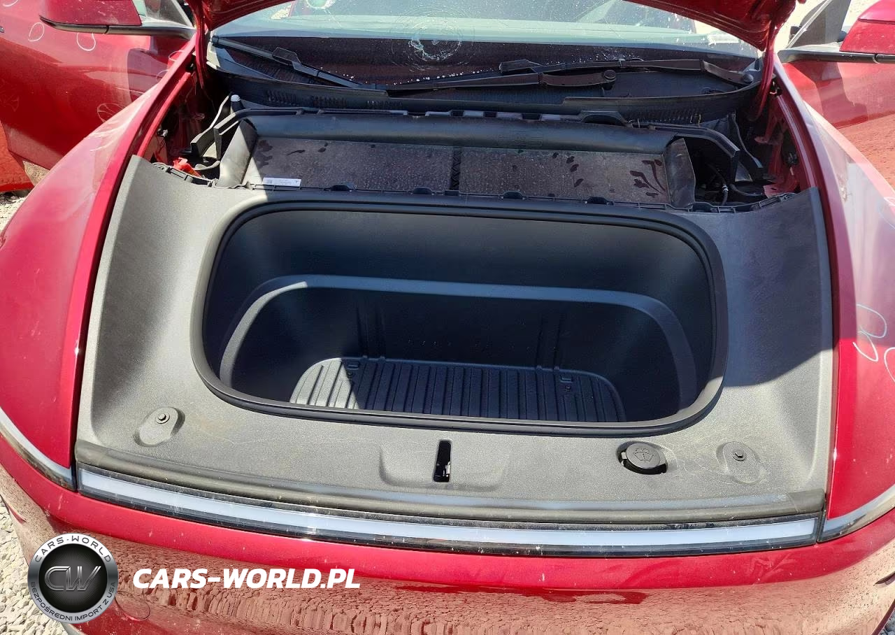2026 Tesla Model Y VIN:7SAYGDEE6TF336612 - 12