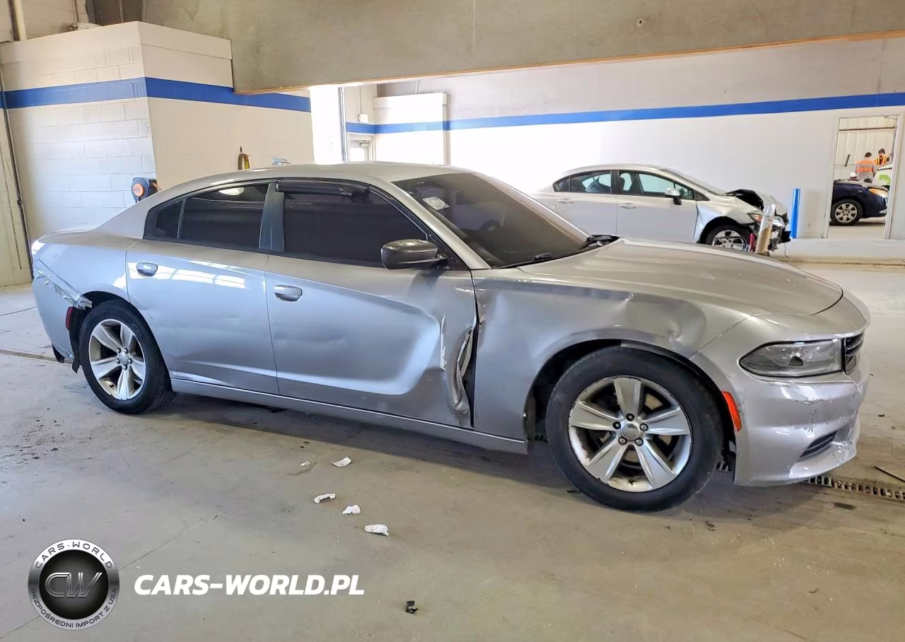 2016 Dodge Charger Sxt VIN:2C3CDXHGXGH114688 - 4