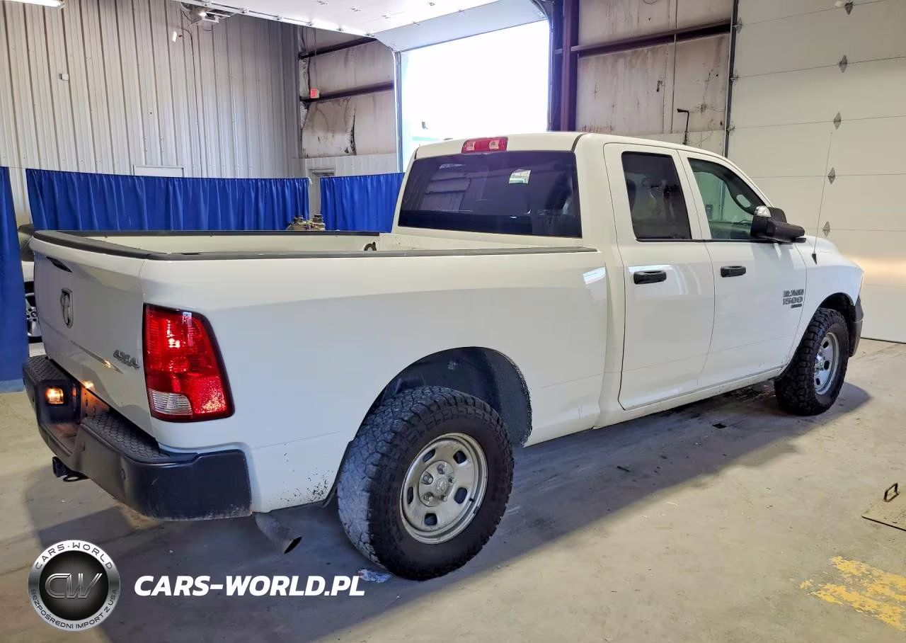2022 Ram 1500 Classic Tradesman VIN:1C6RR7FG3NS153002 - 3
