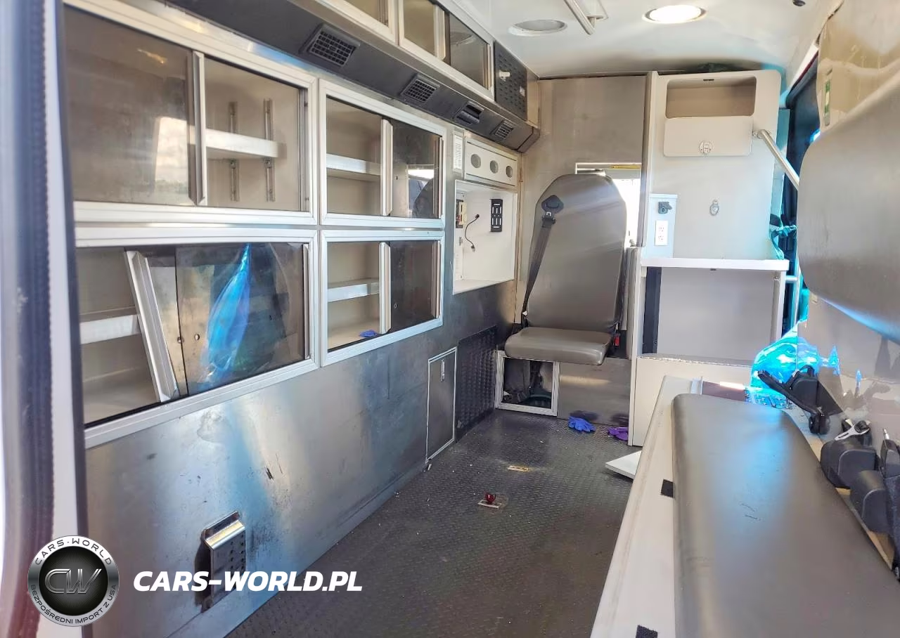 2016 Ford Transit T-250 VIN:1FDYR2CG3GKA08990 - 10