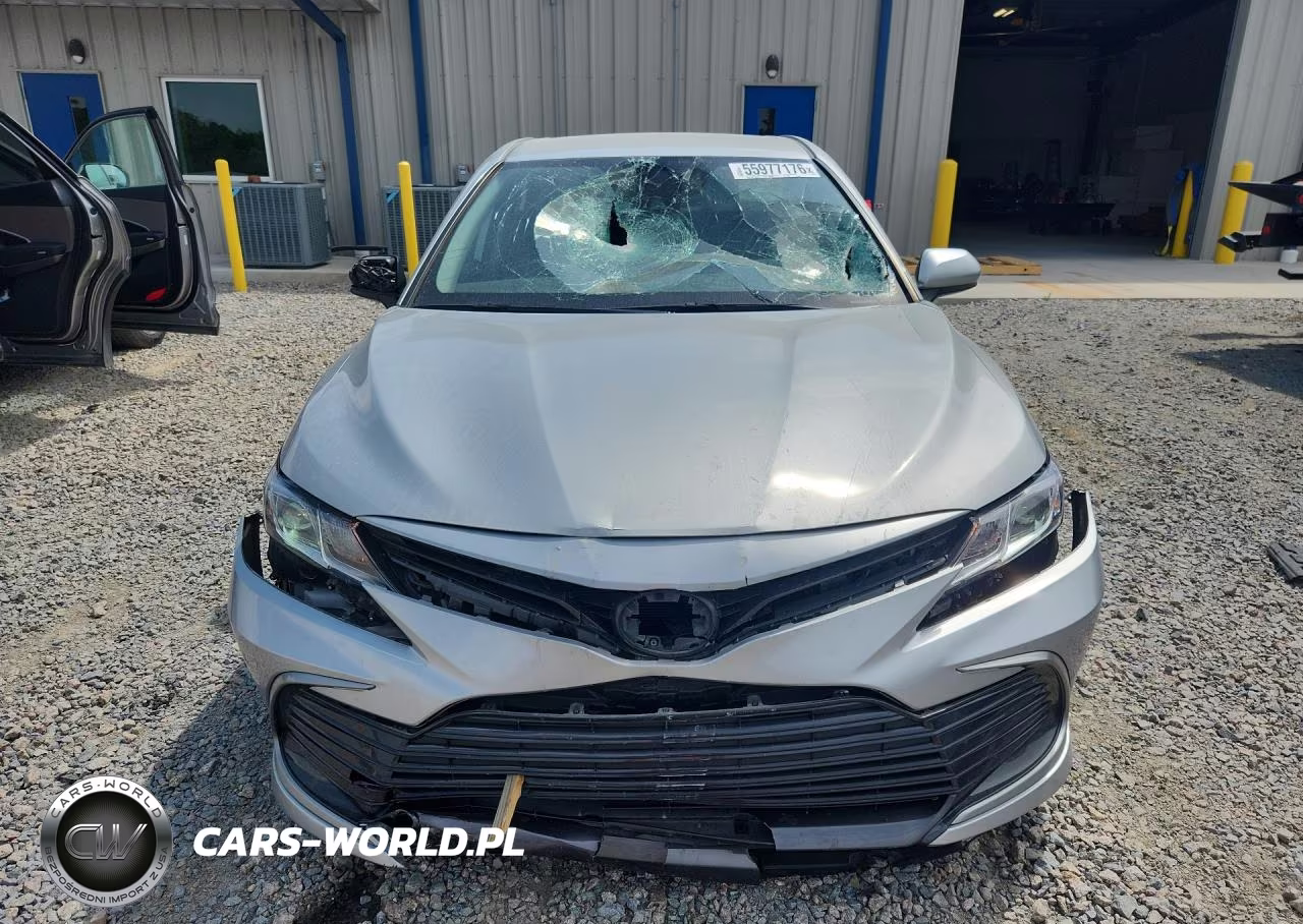 2021 Toyota Camry Le VIN:4T1C11AK6MU459284 - 5