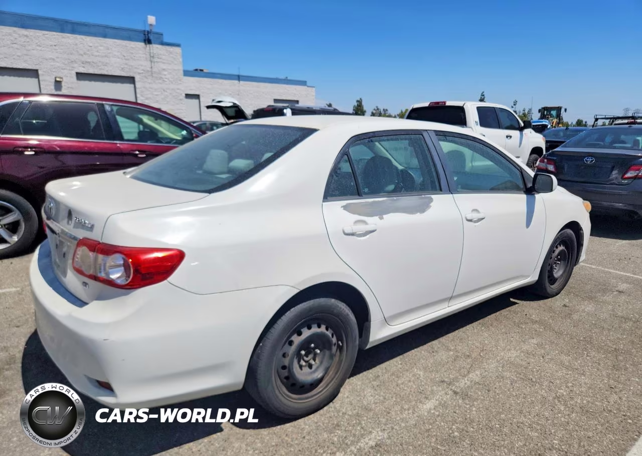 2012 Toyota Corolla Le VIN:5YFBU4EEXCP039245 - 3