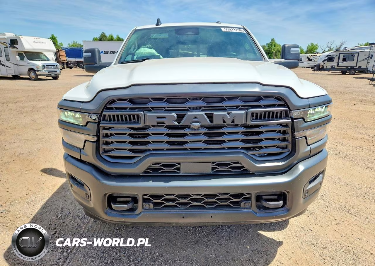 2026 Ram 3500 Tradesman VIN:3C63R3GLXTG254701 - 5