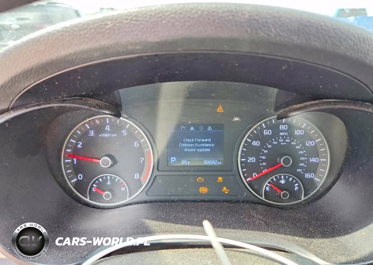 2019 Kia Optima Lx VIN:5XXGT4L36KG307368 - 9