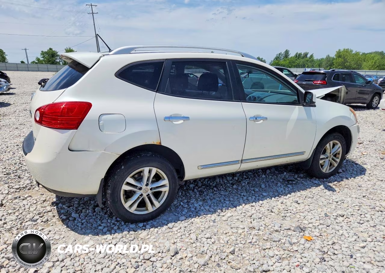 2012 Nissan Rogue S VIN:JN8AS5MV6CW414195 - 3