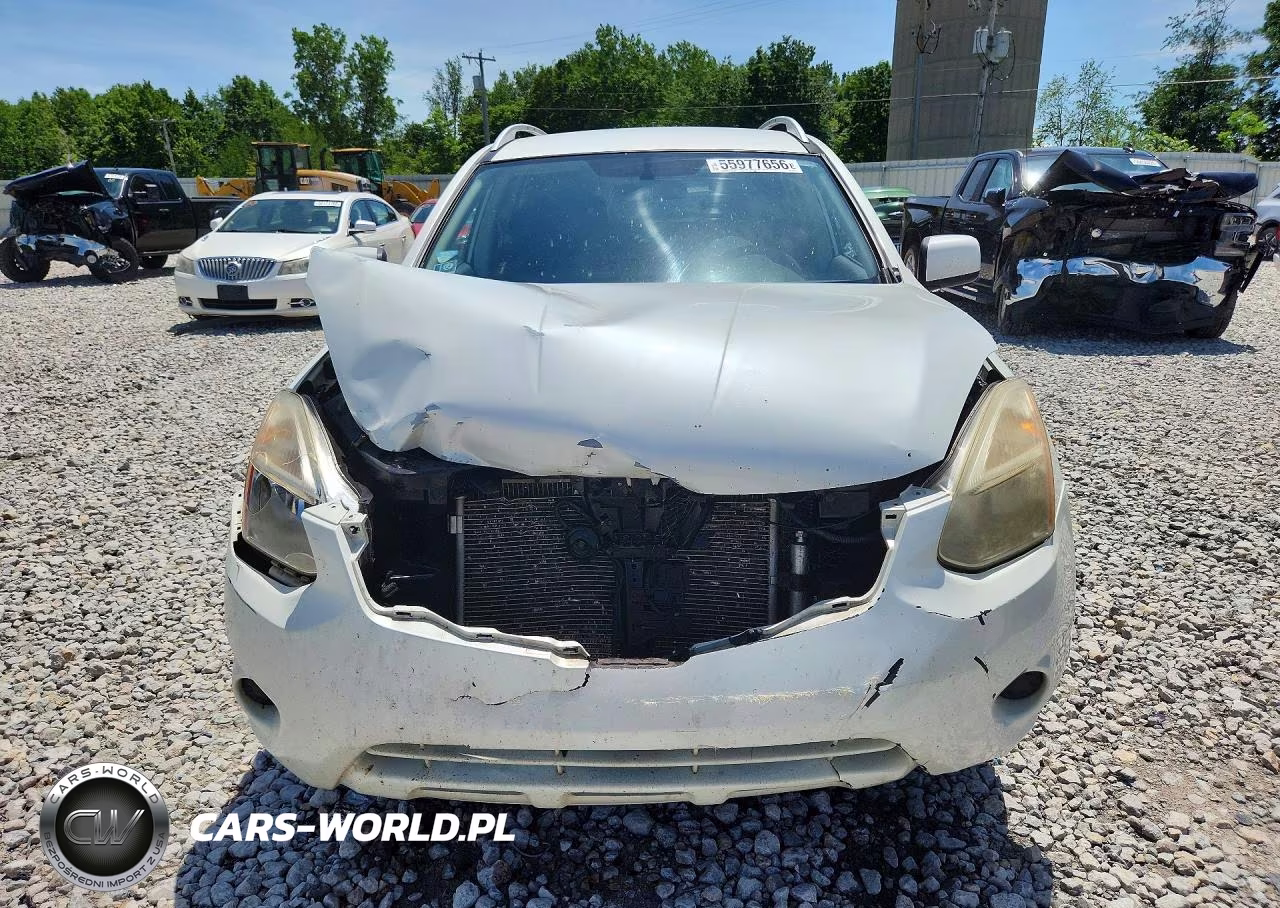 2012 Nissan Rogue S VIN:JN8AS5MV6CW414195 - 5