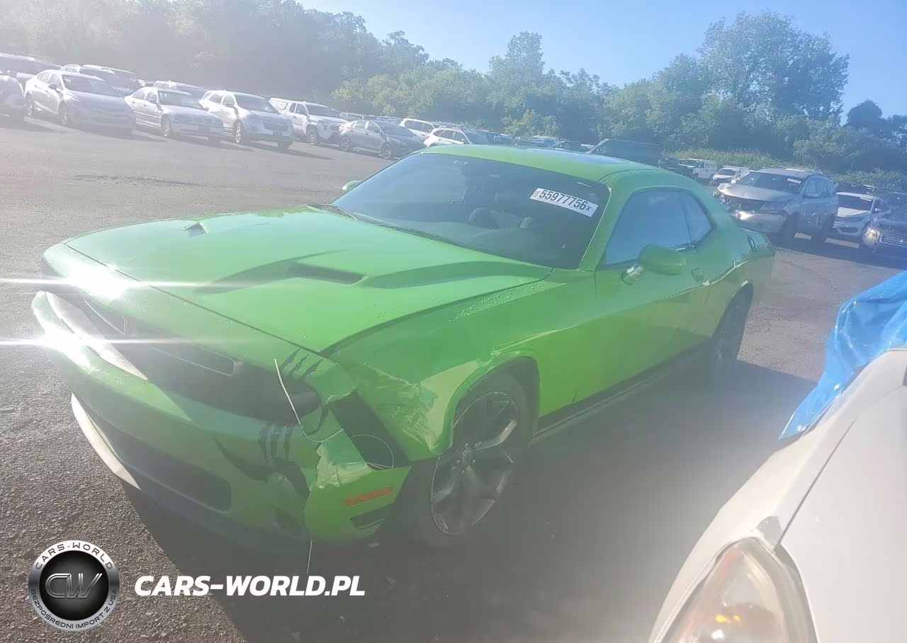 2017 Dodge Challenger Sxt