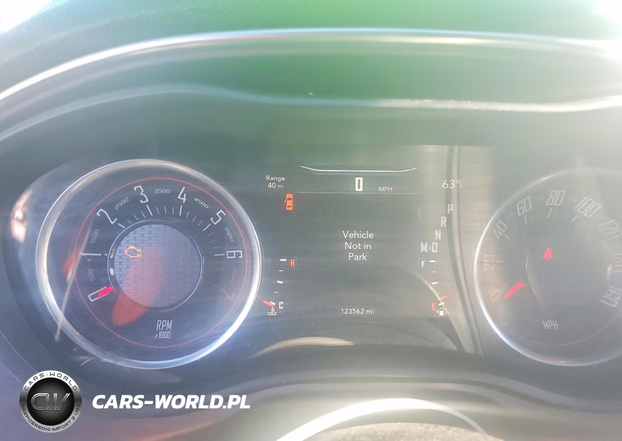 2017 Dodge Challenger Sxt VIN:2C3CDZAG6HH617187 - 9