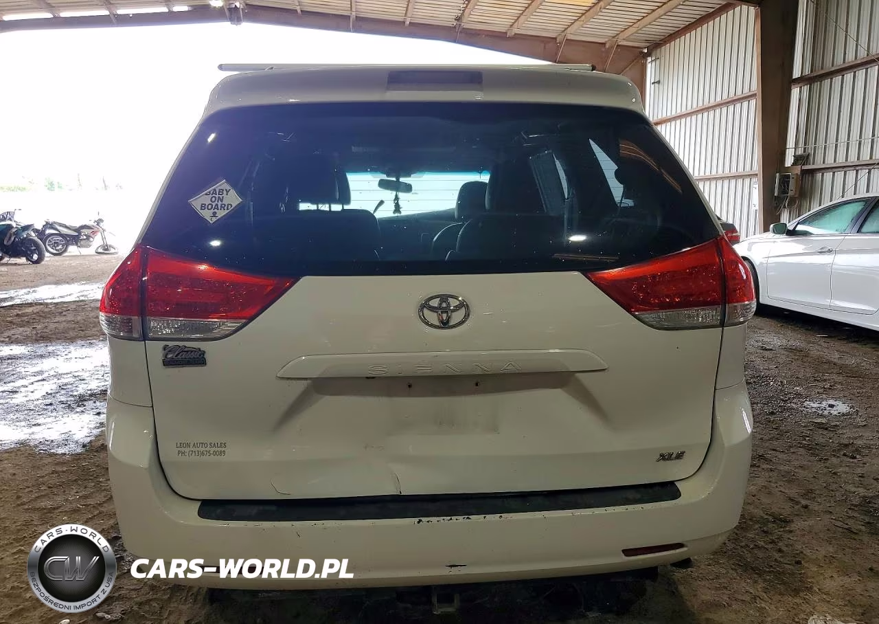2012 Toyota Sienna VIN:5TDYK3DC1CS189763 - 6
