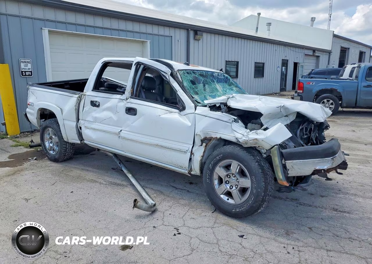 2004 Chevrolet Silverado K1500 VIN:2GCEK13T841383918 - 4