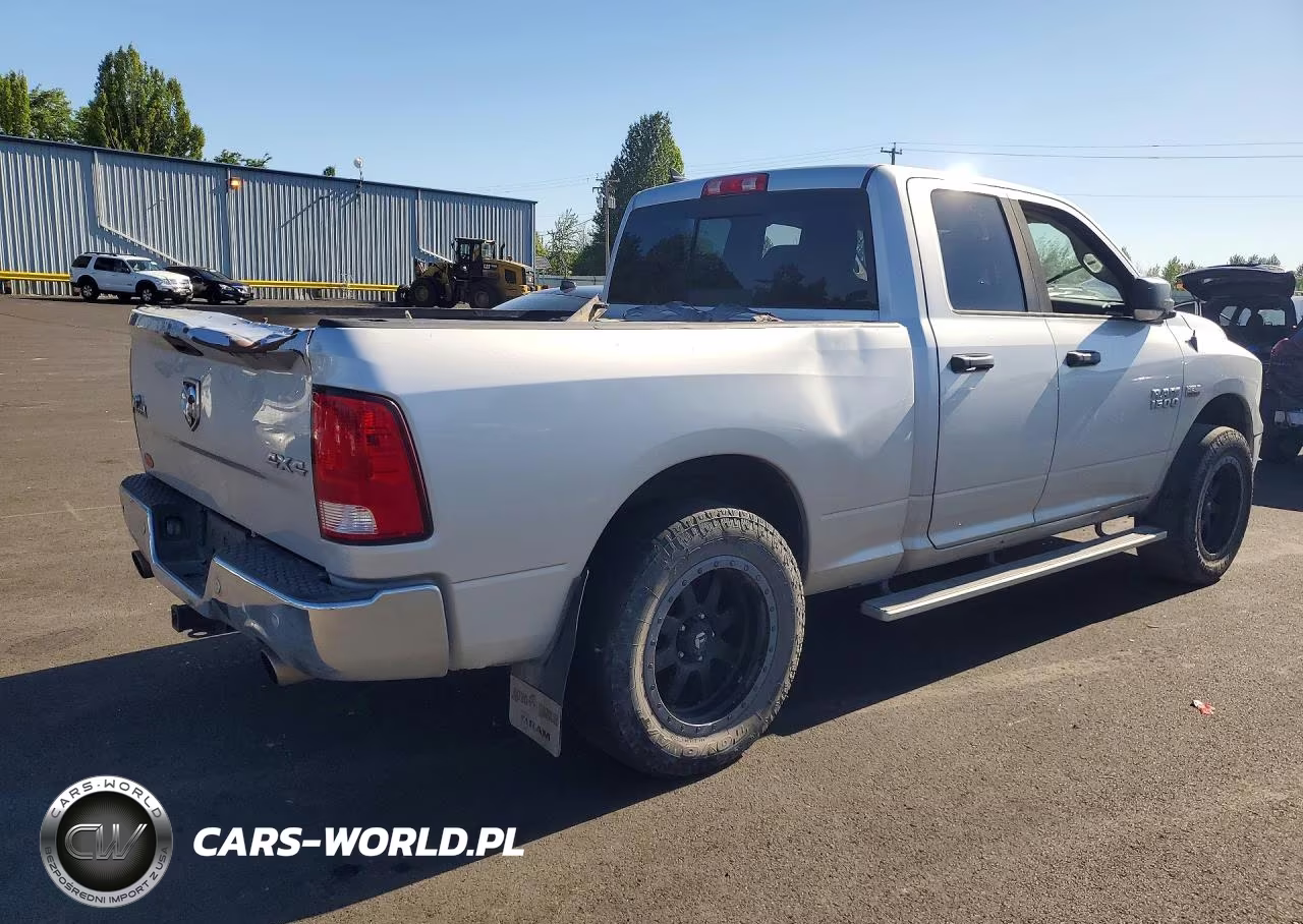 2016 Ram 1500 Slt VIN:1C6RR7GT2GS153975 - 3
