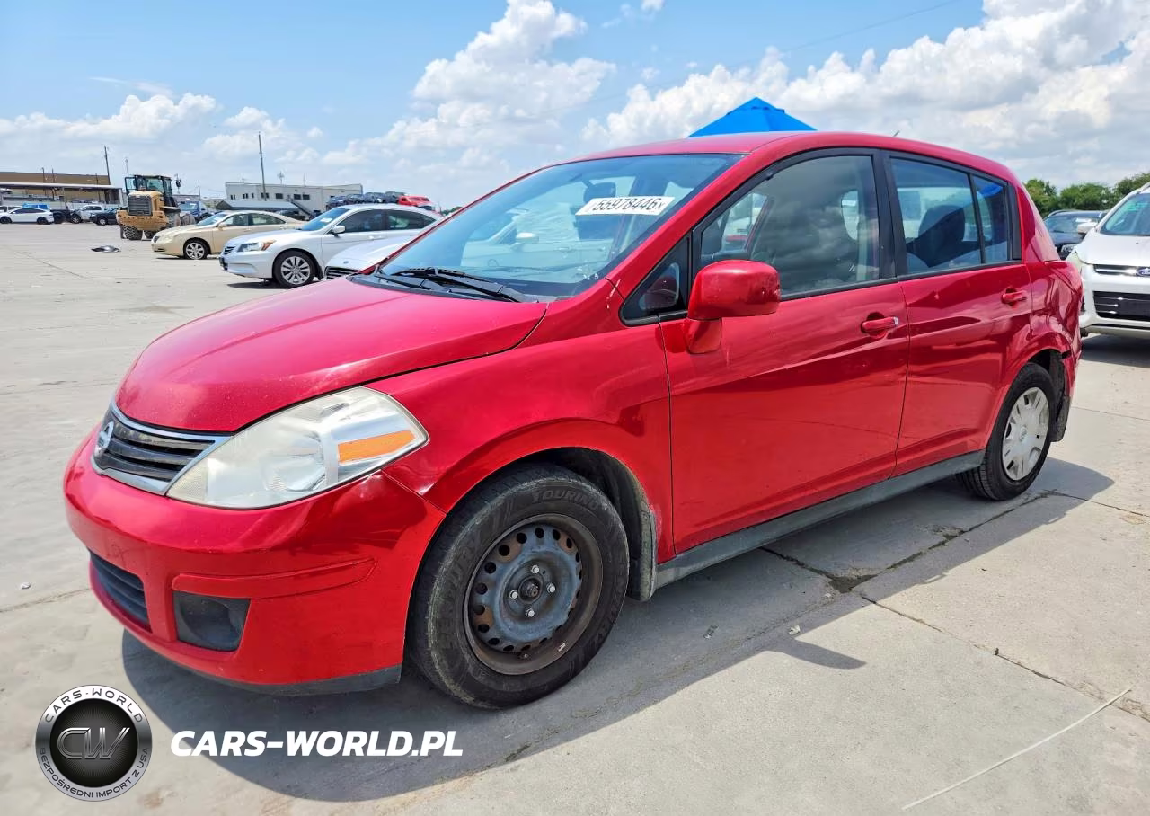 2011 Nissan Versa 1.8 S