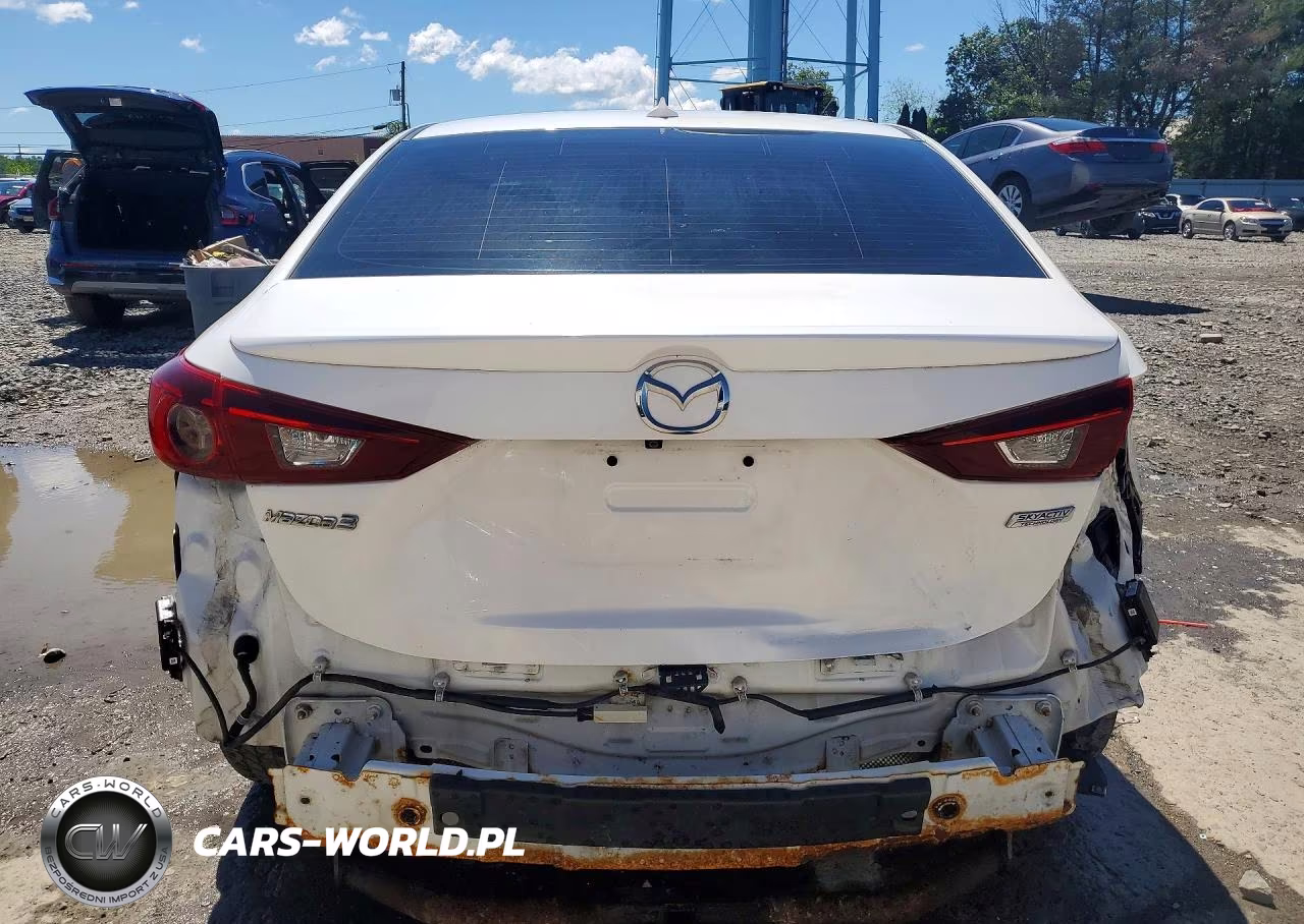 2015 Mazda 3 Touring VIN:3MZBM1V75FM163643 - 6