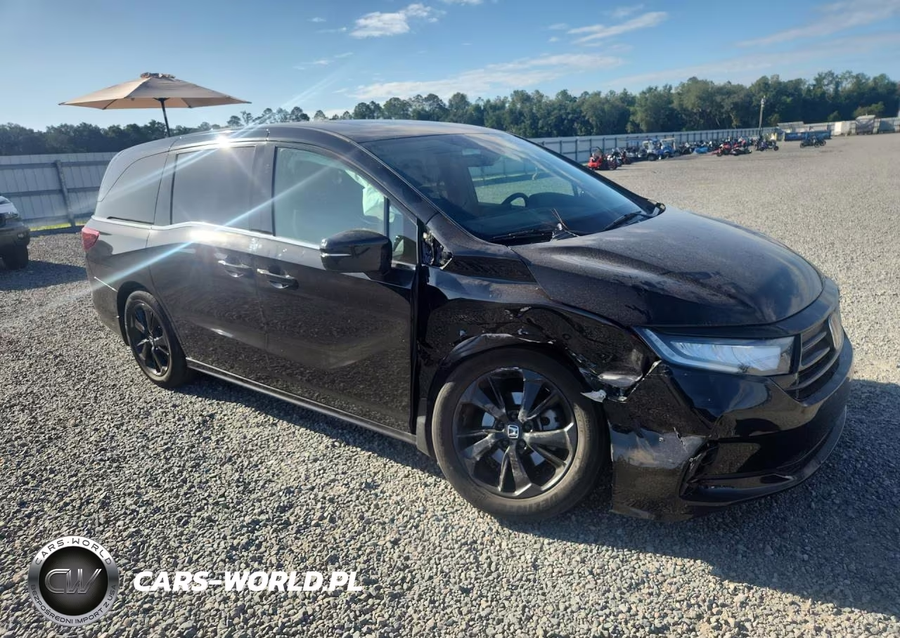 2023 Honda Odyssey Sport-L VIN:5FNRL6H76PB030229 - 4