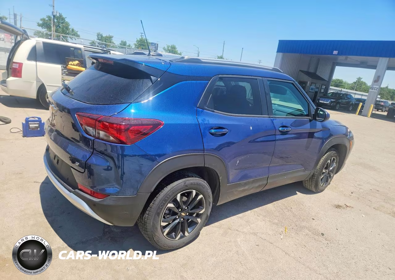 2021 Chevrolet Trailblazer Lt VIN:KL79MRSL1MB032809 - 3